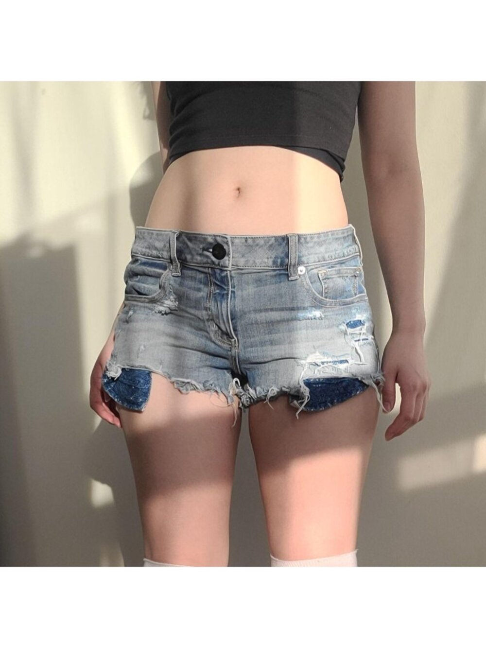 American Eagle Outfitters Low Rise Distressed Denim Jean Shorts (10)